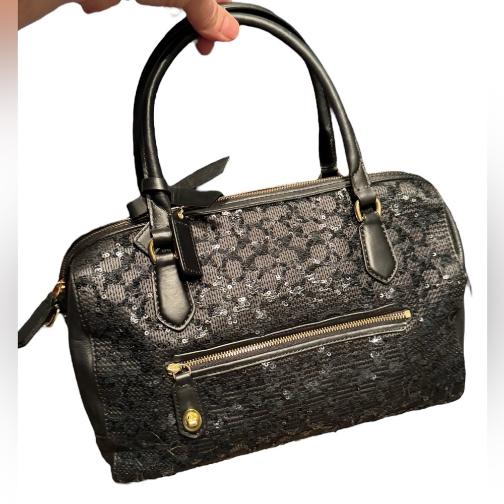 Elegant Coach Black leather Sequin Handbag shoulder bag F1320-26438 Poppy